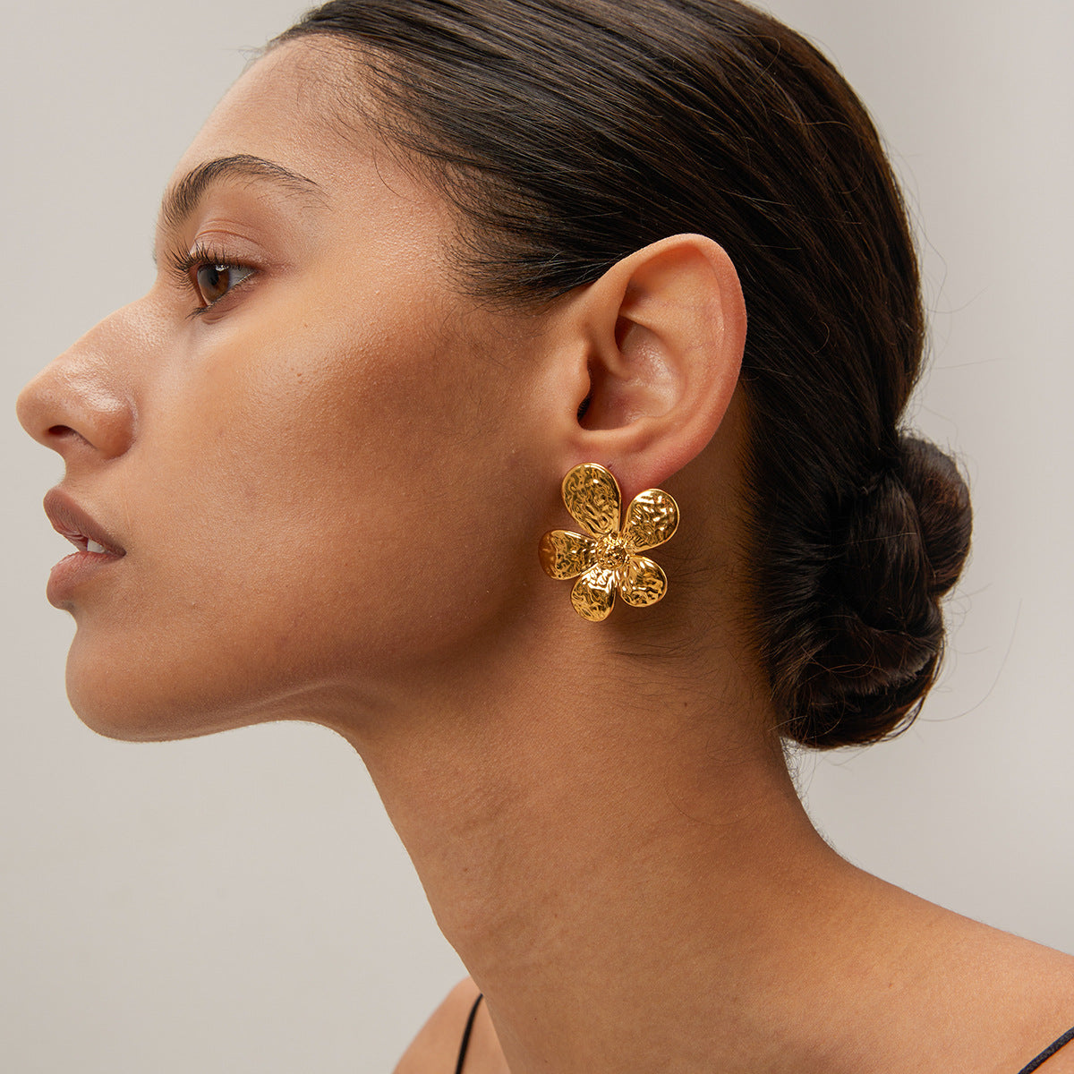 Flower Earrings with Waterproof Features - Bridget