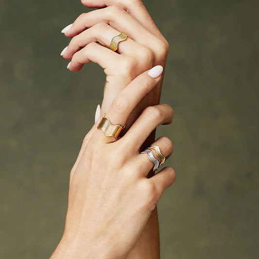 Gold Wavy Architectural Ring – Mildred
