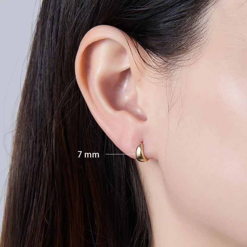 Classic Chunky Hoop Earrings in Multiple Sizes – Margaret