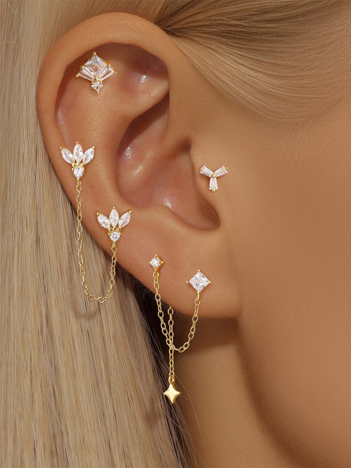 Elegant Clover Pendant Earrings with Cubic Zirconia - Sayer