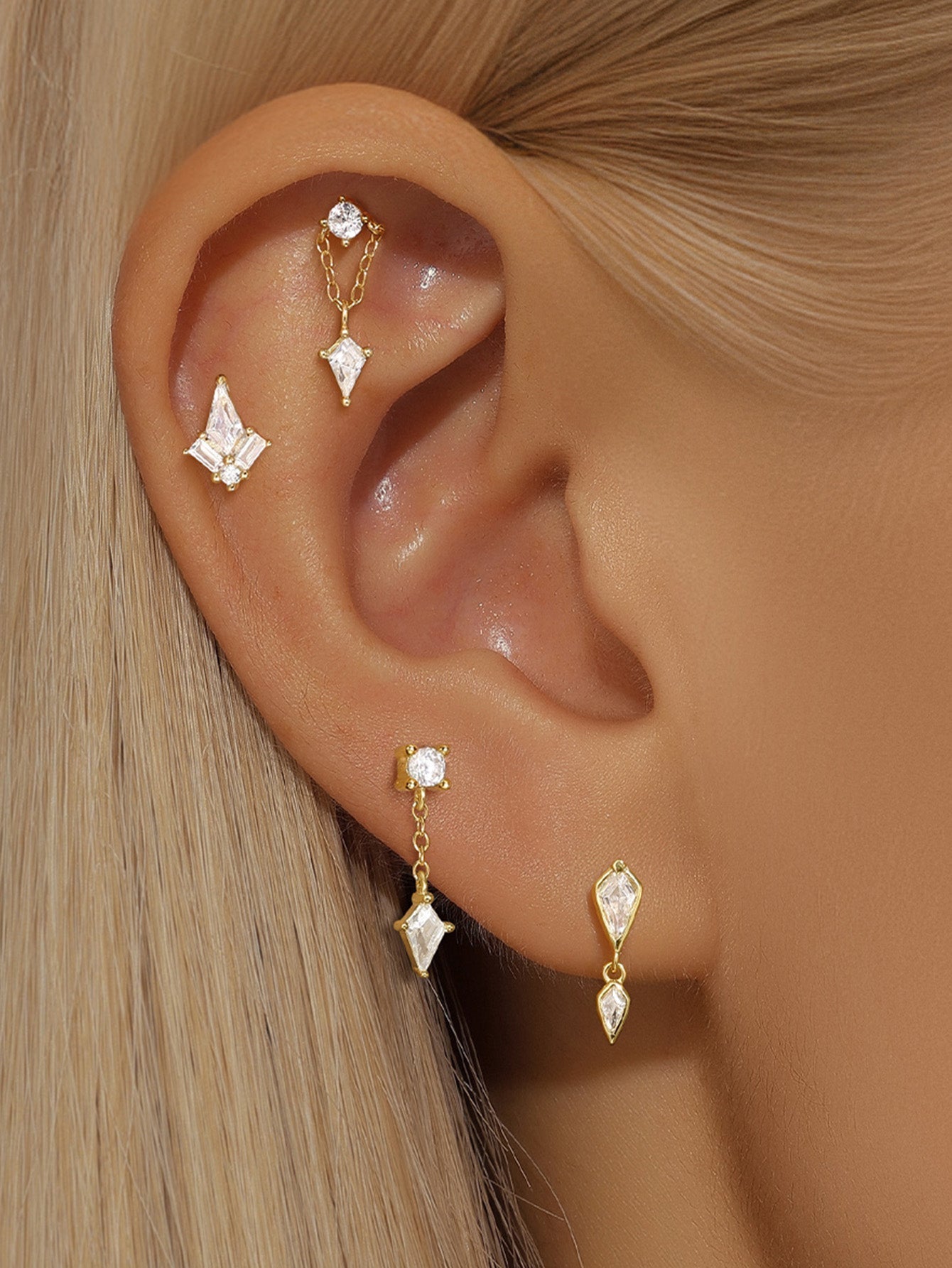 Flatback Earrings with Gold and Zircon – Isabell
